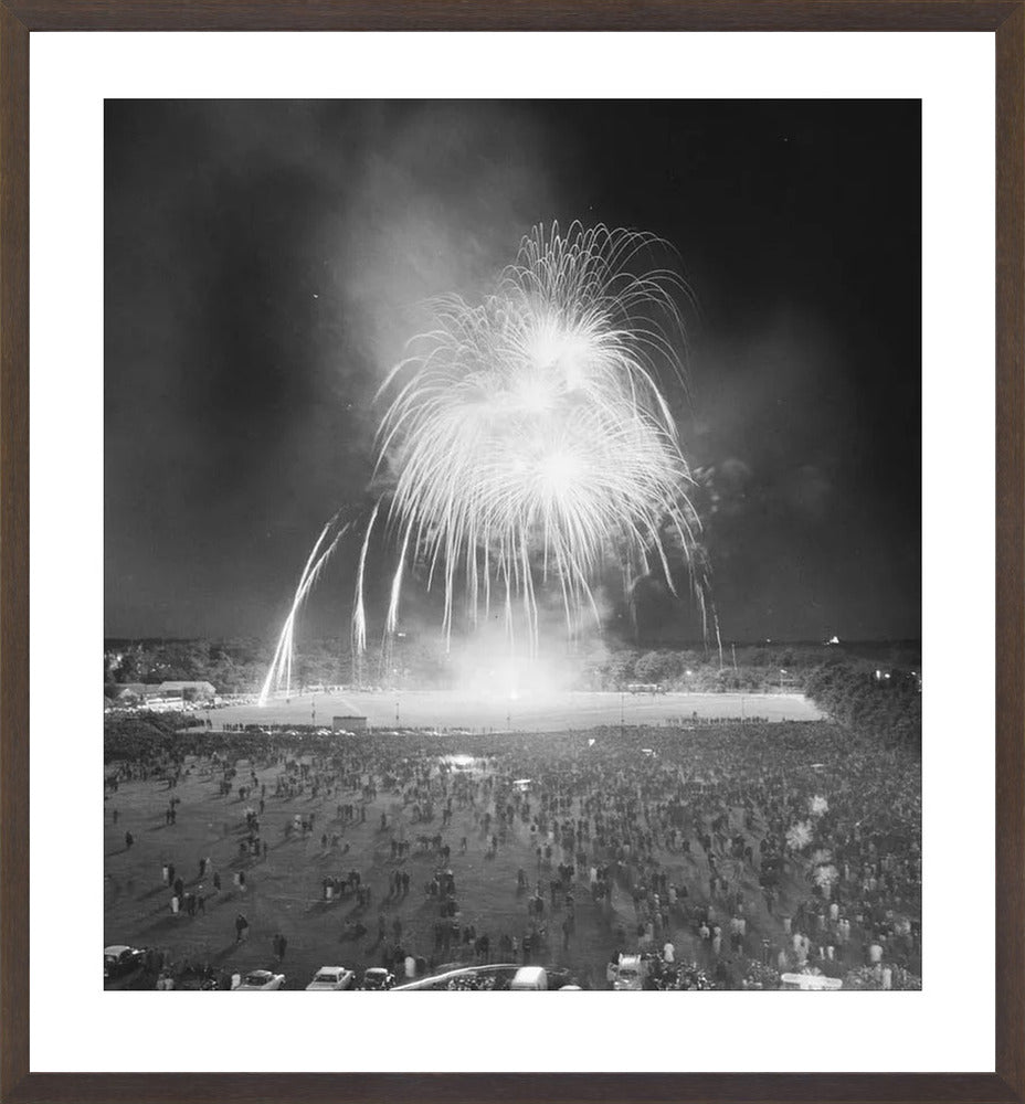 Vuurwerk op het Malieveld - 1965