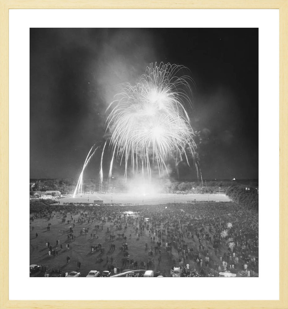 Vuurwerk op het Malieveld - 1965