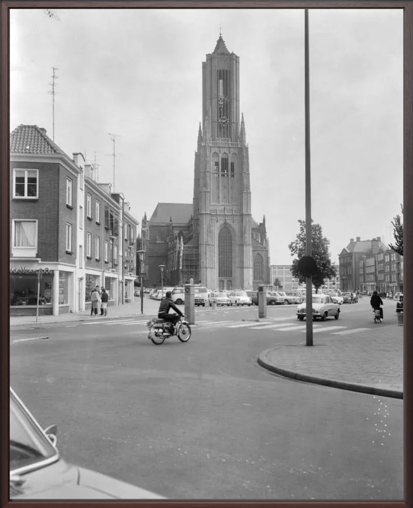 De Eusebiuskerk met Brommer - 1965