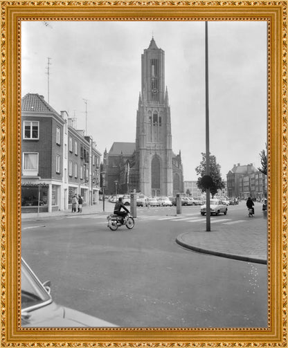 De Eusebiuskerk met Brommer - 1965