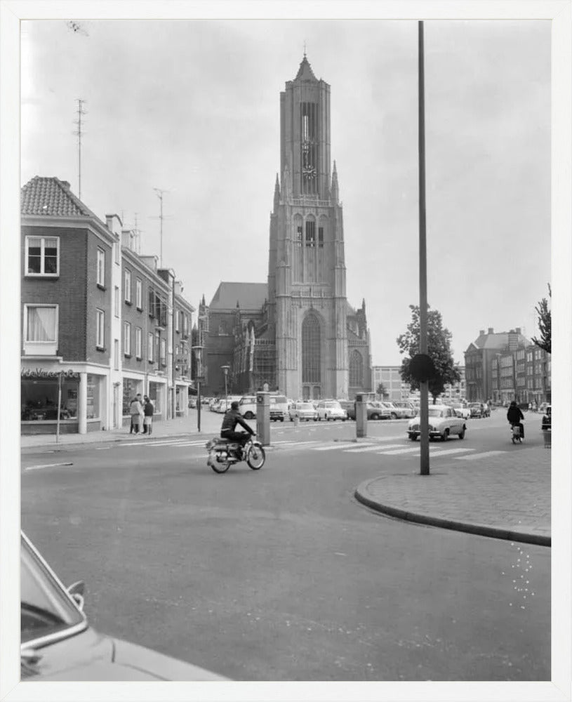 De Eusebiuskerk met Brommer - 1965