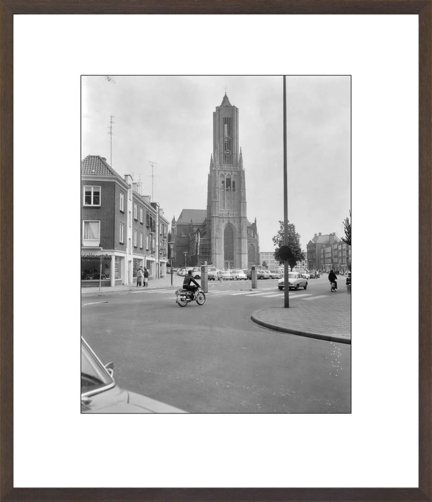 De Eusebiuskerk met Brommer - 1965