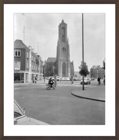 De Eusebiuskerk met Brommer - 1965
