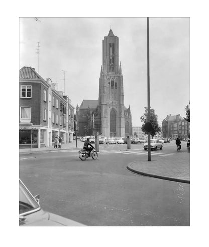 De Eusebiuskerk met Brommer - 1965