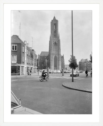 De Eusebiuskerk met Brommer - 1965