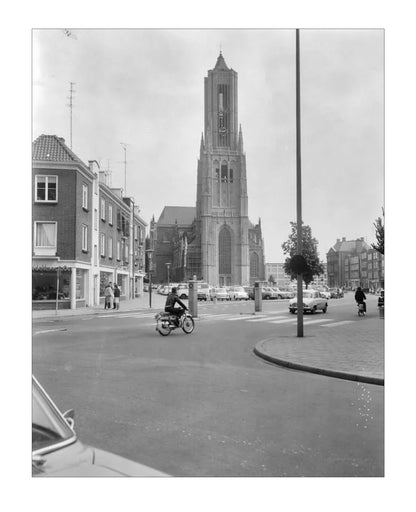 De Eusebiuskerk met Brommer - 1965