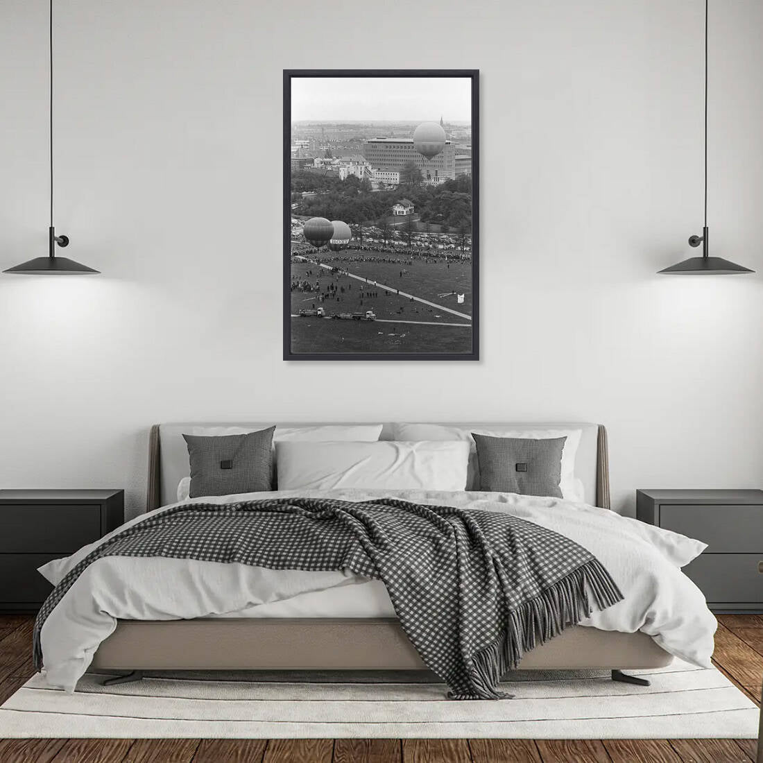 Zwart-witfoto uit 1962 van ballonvaarders boven Den Haag. – canvas zwarte baklijst in slaapkamer
