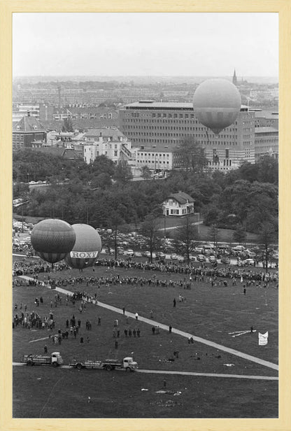 Ballonnen boven Den Haag - 1962