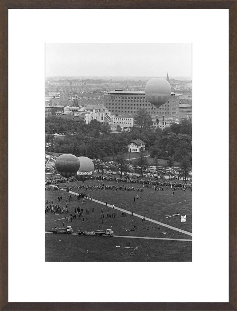 Ballonnen boven Den Haag - 1962