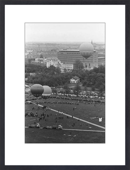 Ballonnen boven Den Haag - 1962