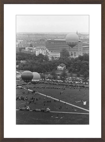 Ballonnen boven Den Haag - 1962