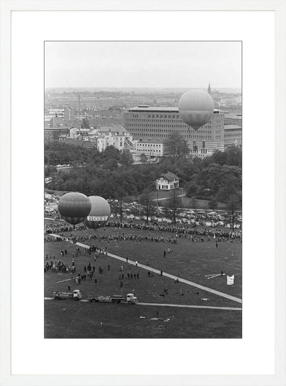 Ballonnen boven Den Haag - 1962