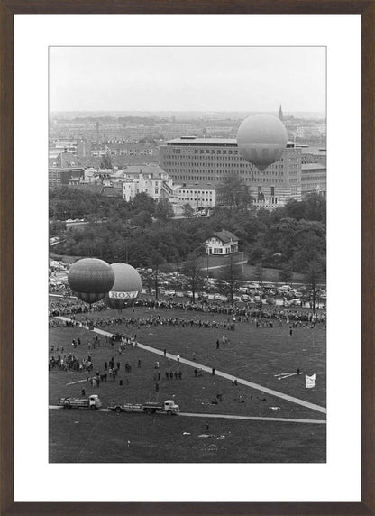 Ballonnen boven Den Haag - 1962