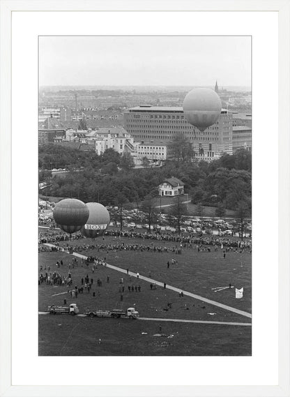 Ballonnen boven Den Haag - 1962