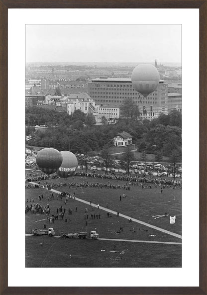 Ballonnen boven Den Haag - 1962