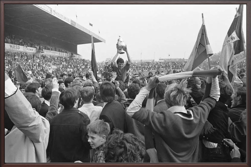 ADO-spelers met de KNVB-beker - 1968