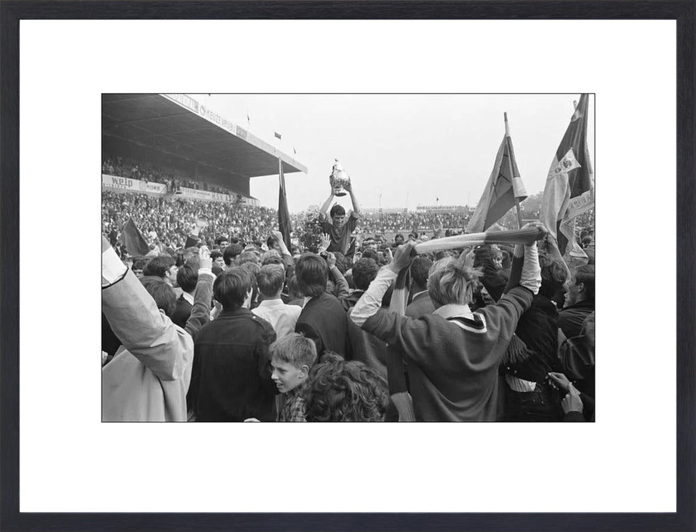 ADO-spelers met de KNVB-beker - 1968