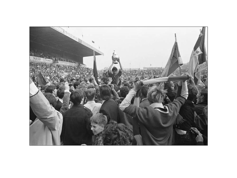 ADO-spelers met de KNVB-beker - 1968