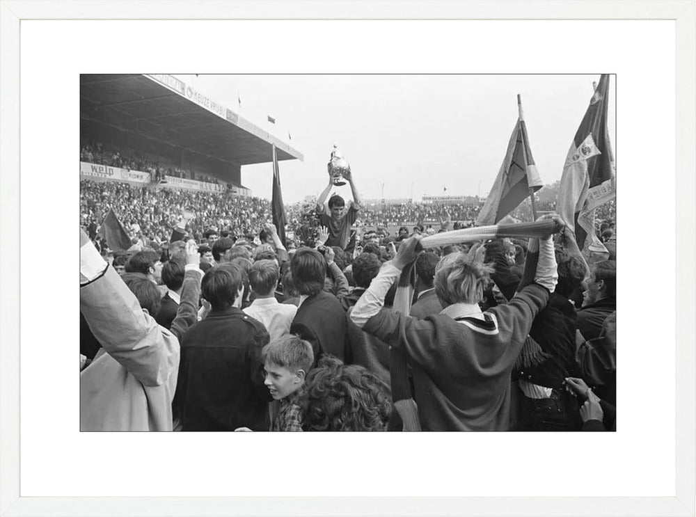 ADO-spelers met de KNVB-beker - 1968
