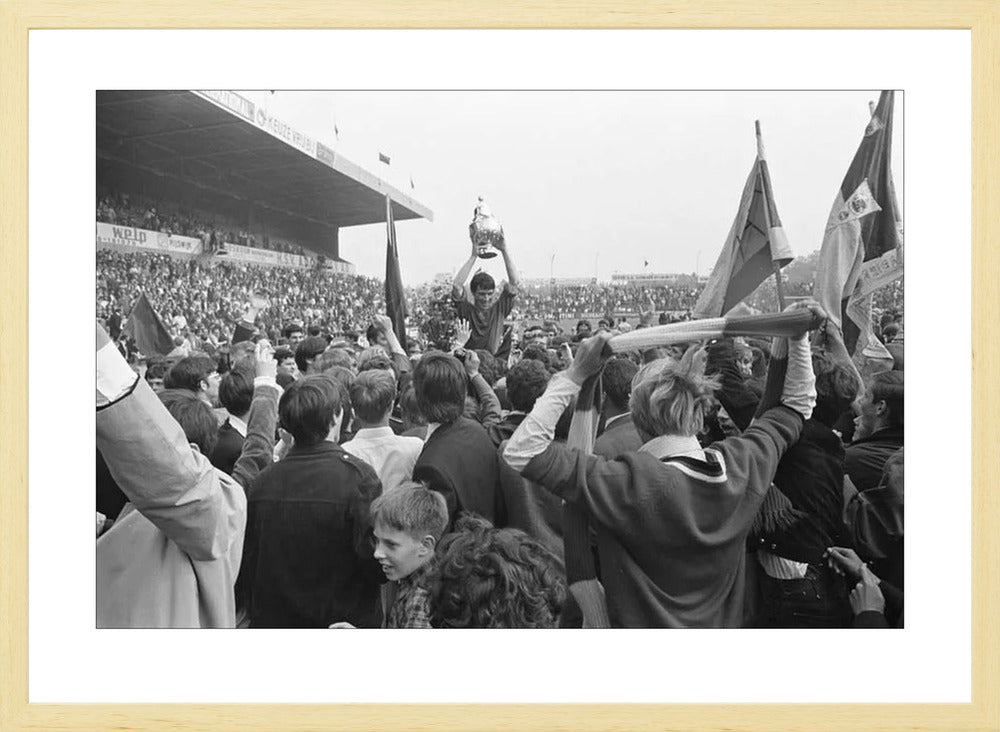ADO-spelers met de KNVB-beker - 1968