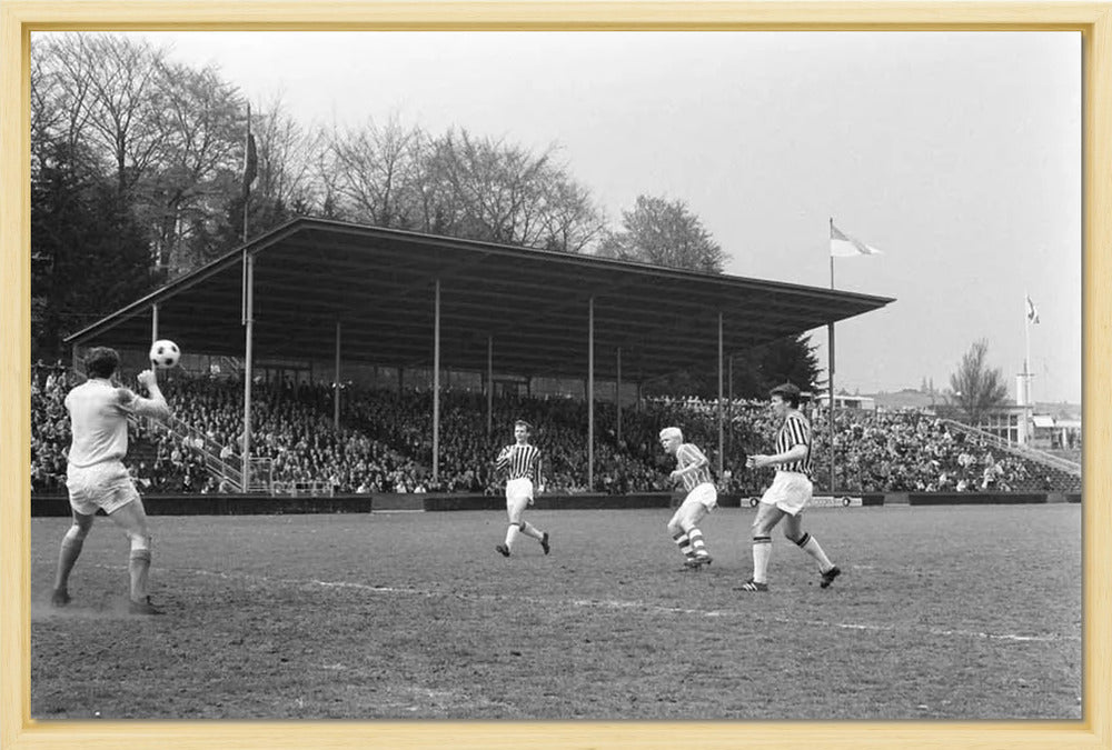 Vitesse - PSV in Nieuw-Monnikenhuize - 1969