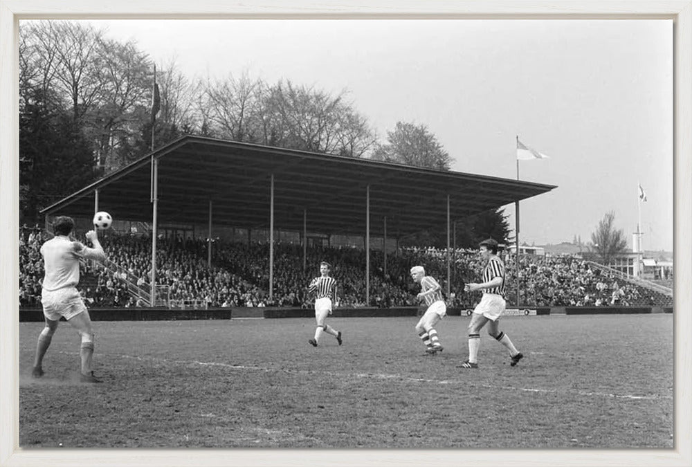 Vitesse - PSV in Nieuw-Monnikenhuize - 1969