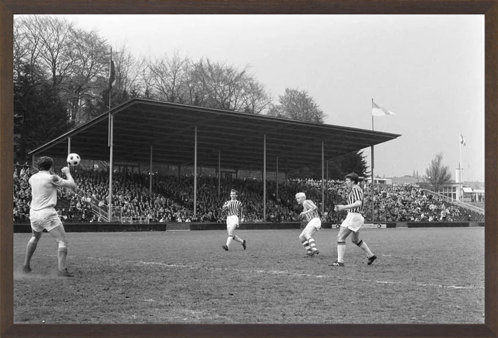 Vitesse - PSV in Nieuw-Monnikenhuize - 1969