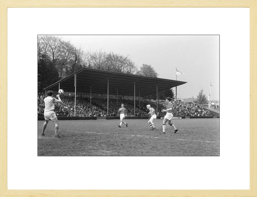 Vitesse - PSV in Nieuw-Monnikenhuize - 1969