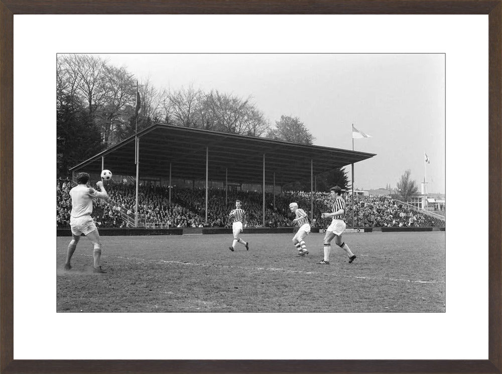 Vitesse - PSV in Nieuw-Monnikenhuize - 1969