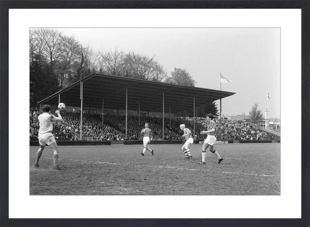 Vitesse - PSV in Nieuw-Monnikenhuize - 1969