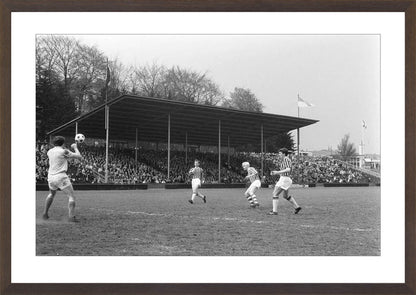 Vitesse - PSV in Nieuw-Monnikenhuize - 1969