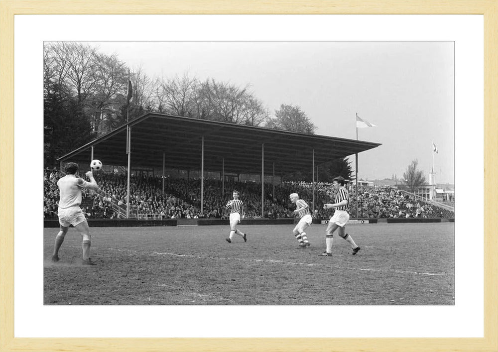 Vitesse - PSV in Nieuw-Monnikenhuize - 1969