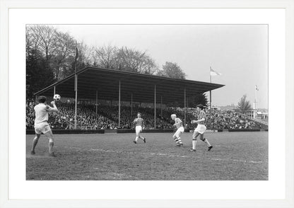 Vitesse - PSV in Nieuw-Monnikenhuize - 1969