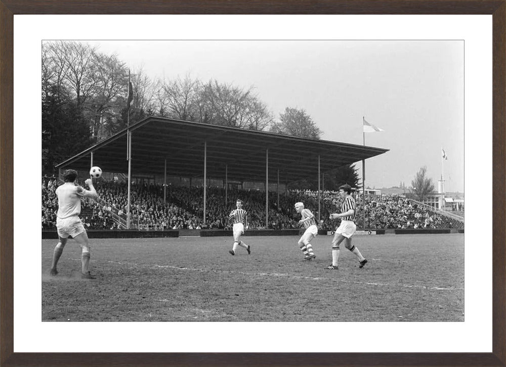 Vitesse - PSV in Nieuw-Monnikenhuize - 1969