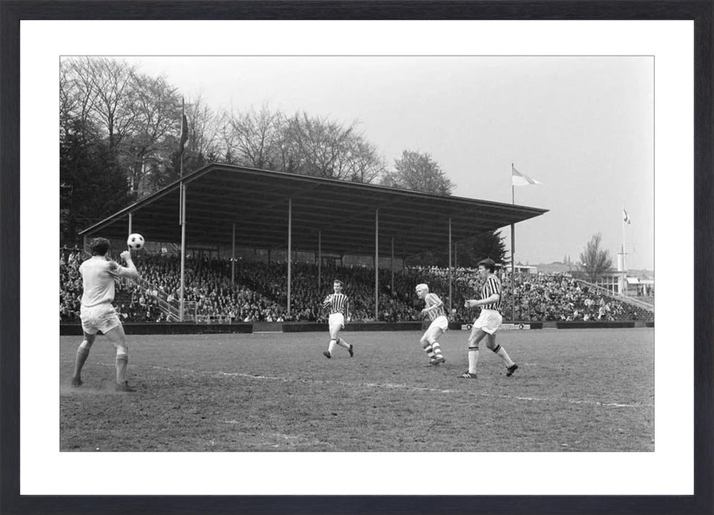 Vitesse - PSV in Nieuw-Monnikenhuize - 1969