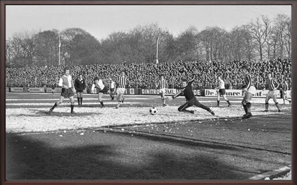 Vitesse - Feyenoord in Nieuw-Monnikenhuize - 1972