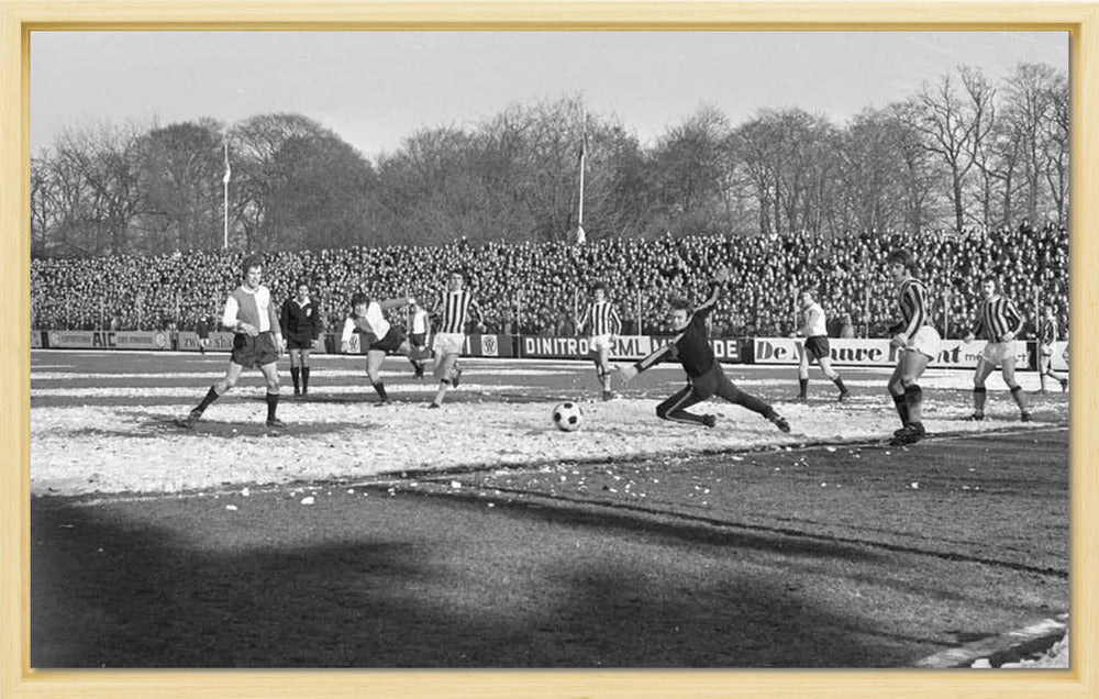 Vitesse - Feyenoord in Nieuw-Monnikenhuize - 1972