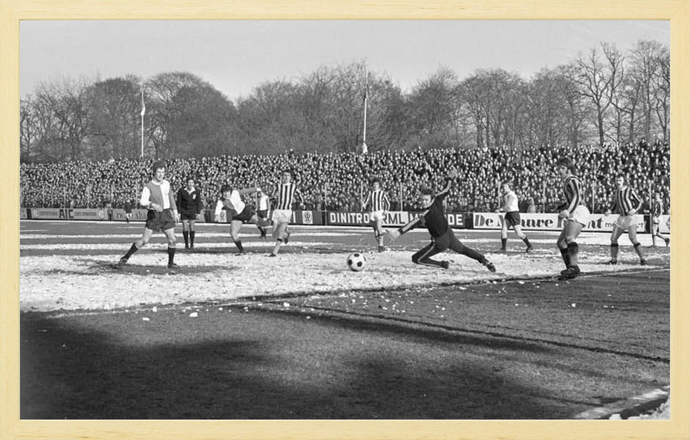 Vitesse - Feyenoord in Nieuw-Monnikenhuize - 1972