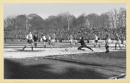 Vitesse - Feyenoord in Nieuw-Monnikenhuize - 1972