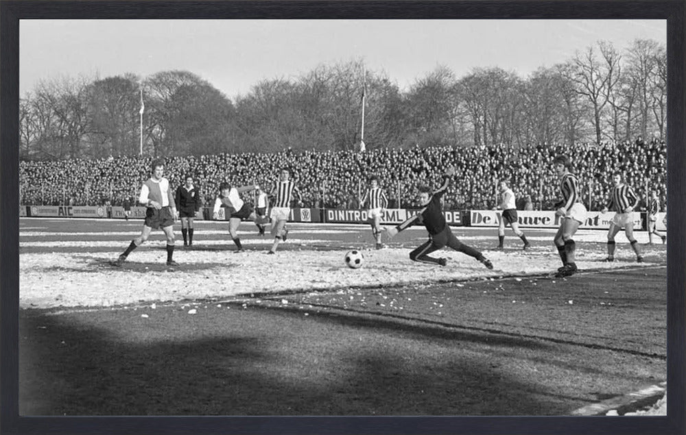Vitesse - Feyenoord in Nieuw-Monnikenhuize - 1972