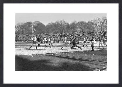 Vitesse - Feyenoord in Nieuw-Monnikenhuize - 1972