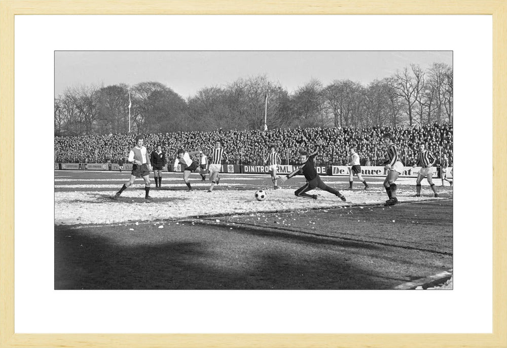 Vitesse - Feyenoord in Nieuw-Monnikenhuize - 1972