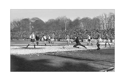 Vitesse - Feyenoord in Nieuw-Monnikenhuize - 1972