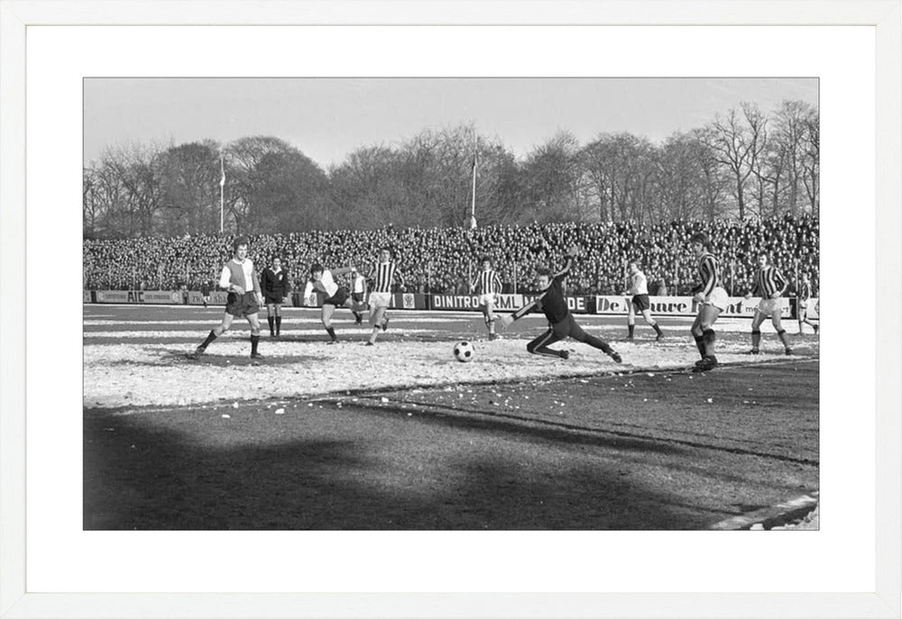 Vitesse - Feyenoord in Nieuw-Monnikenhuize - 1972