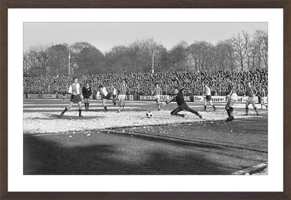 Vitesse - Feyenoord in Nieuw-Monnikenhuize - 1972