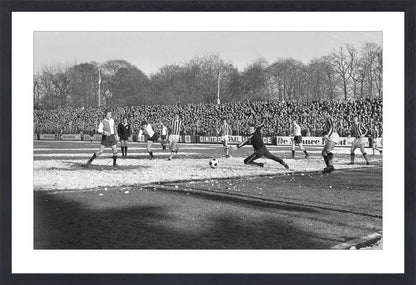Vitesse - Feyenoord in Nieuw-Monnikenhuize - 1972