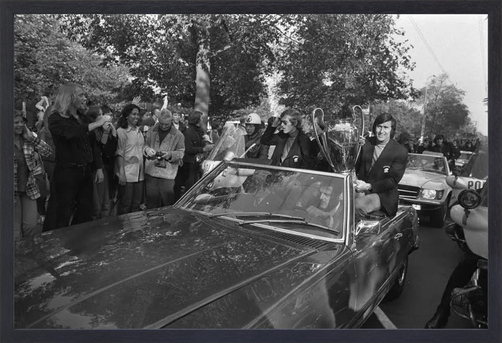 Keizer, Cruijff en Swart met de Europa Cup - 1972