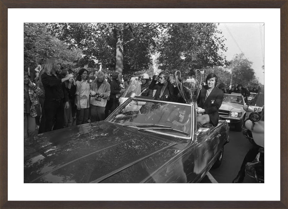 Keizer, Cruijff en Swart met de Europa Cup - 1972