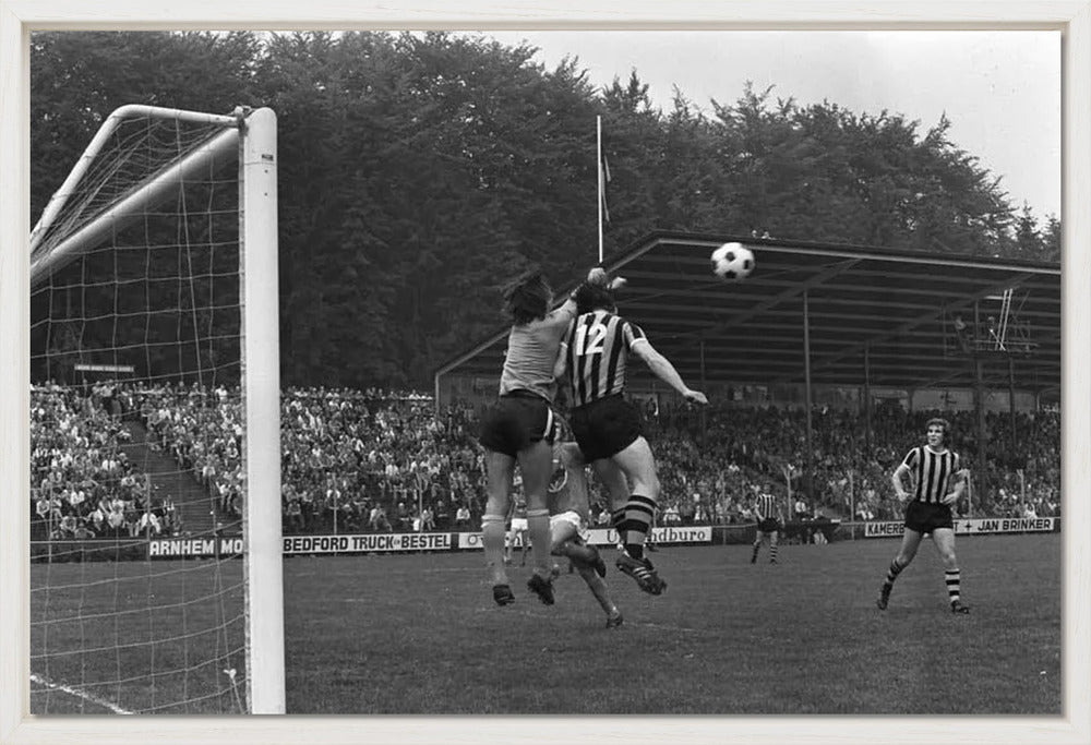 Vitesse - Volendam in Nieuw-Monnikenhuize - 1974