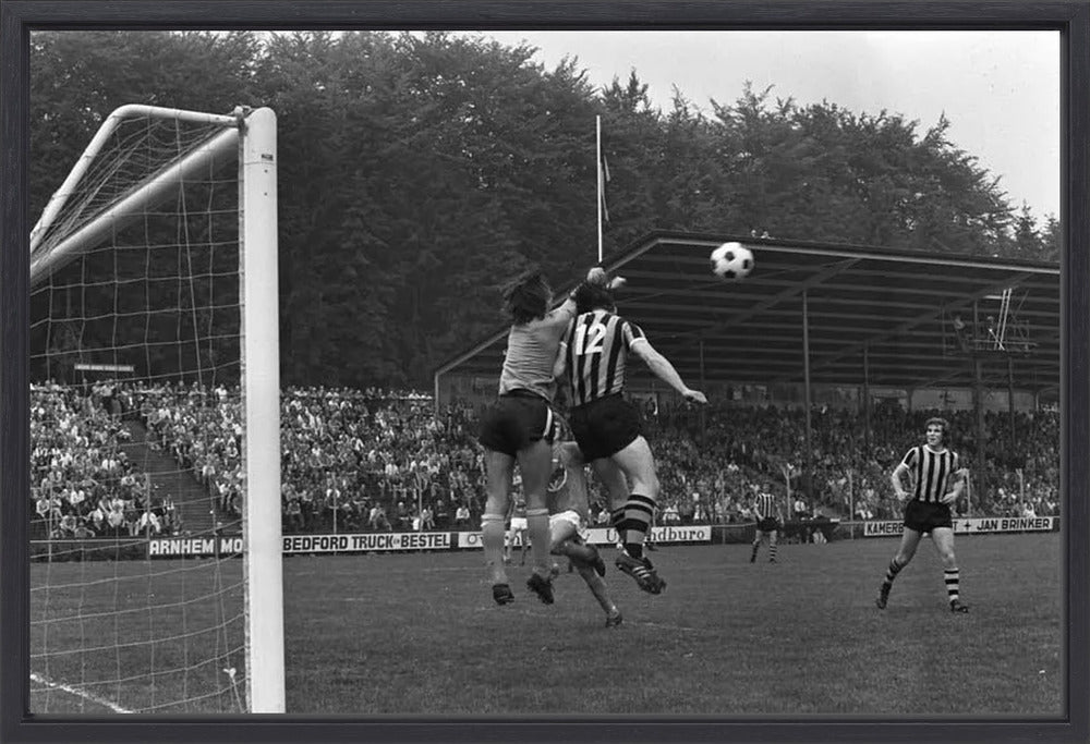 Vitesse - Volendam in Nieuw-Monnikenhuize - 1974